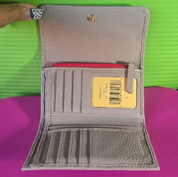 Lucca Leather Flap Dooney & Bourke Tan Leather Wallet - Picture 3 of 7